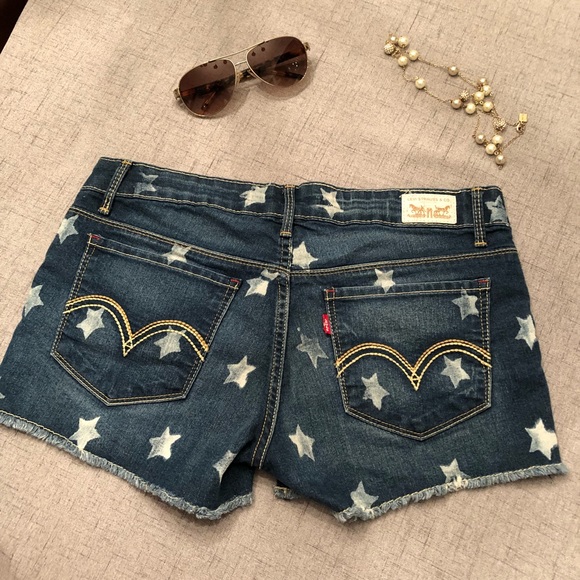 Levi's Pants - Levi’s Patriotic Star Stretchy Denim Jean Shorts